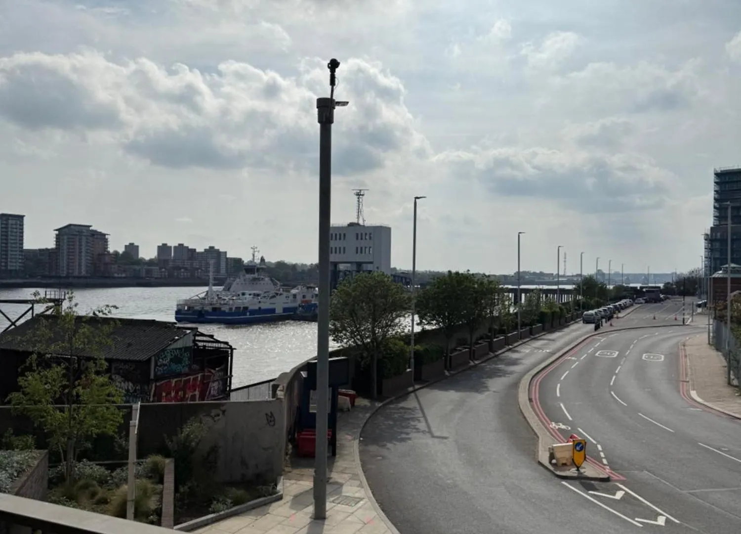 Kins Place, Beautiful 1 Bedroom Apartment Near London City Airport