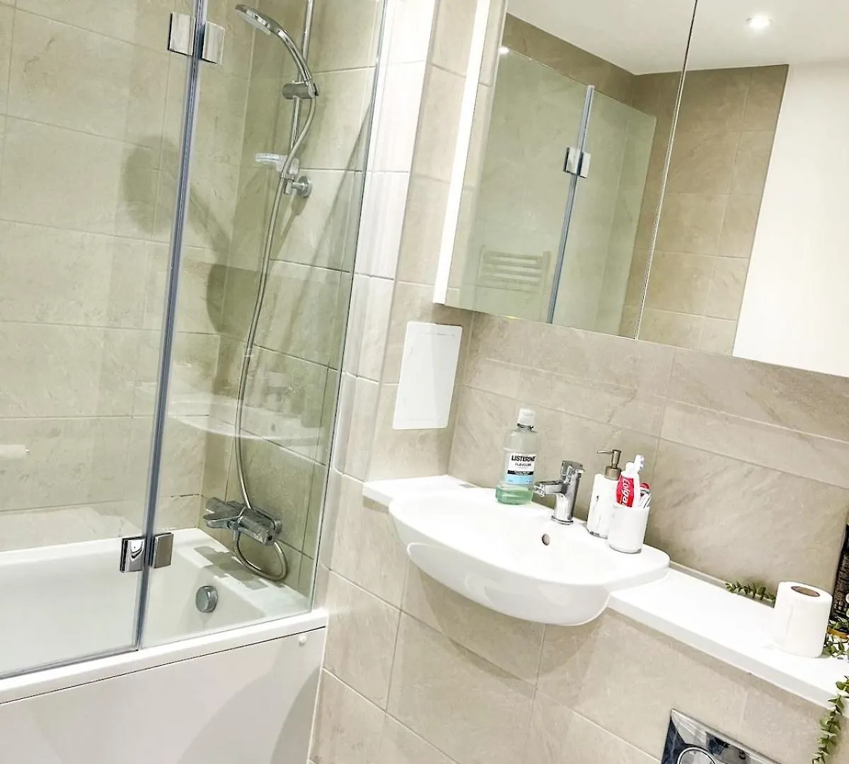 Kins Place London Apartment